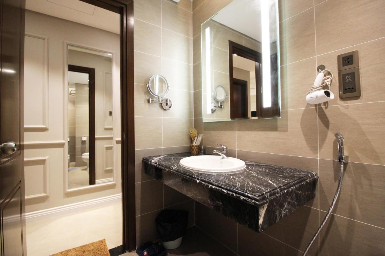 Luxury Neo-Classic Condo Da Nang Exterior foto